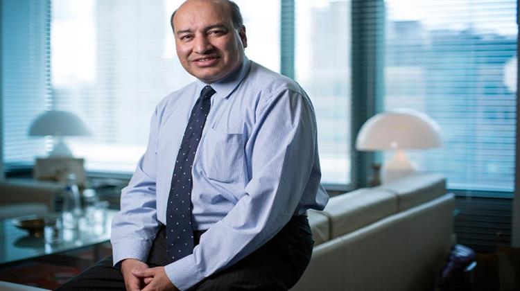 Σούμα Τσακραμπάρ : «Θα Χρηματοδοτούμε Μικρομεσαίους και Επενδύσεις στην Ελλάδα στο Μέλλον»