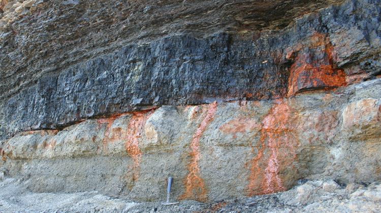 Γίγαντας εν Υπνώσει η Εξορυκτική Βιομηχανία στην Ελλάδα