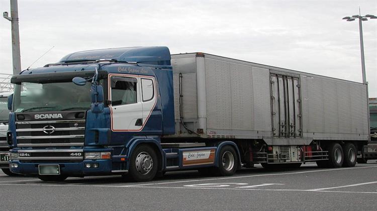 Επίτροπος Μεταφορών: Οι Οδηγοί Φορτηγών Πρέπει να Έχουν Ελάχιστο Μισθό