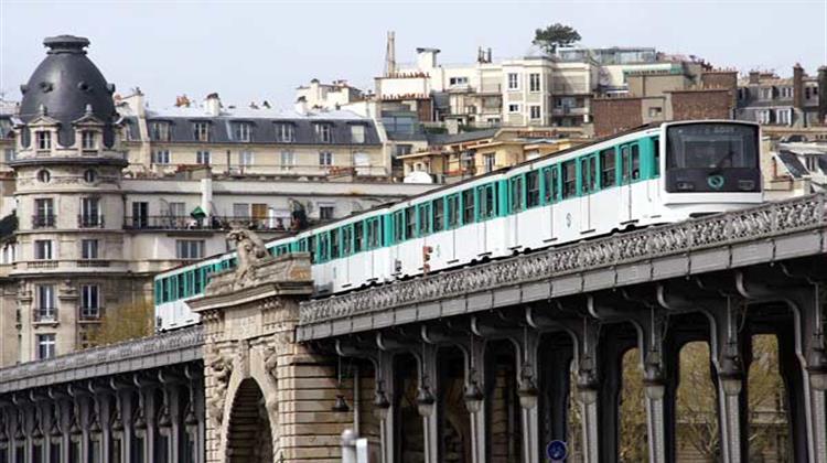 Το Παρίσι Καταργεί τα Χάρτινα Εισιτήρια στα Μέσα Μεταφοράς