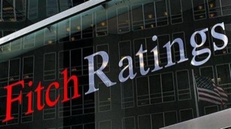 Fitch: Τα Capital Controls θα Μπορούσαν να Χαλαρώσουν Από τα Τέλη του 2016