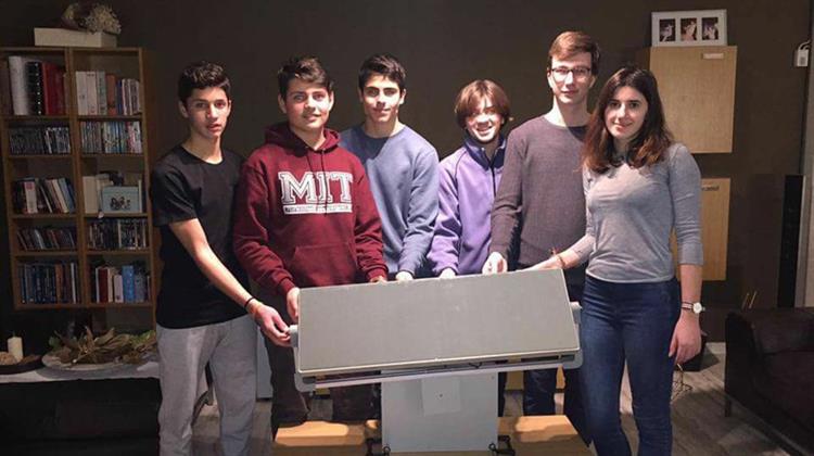 «Φαέθων»: Μαθητές Από την Καβάλα Κατασκεύασαν Καινοτόμο Σύστημα για Φθηνή Ενέργεια στο Σπίτι