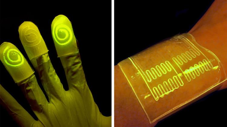«Ζωντανά» Γάντια και Επίδεσμοι Λάμπουν Όταν Έρχονται σε Επαφή με Τοξικά Χημικά