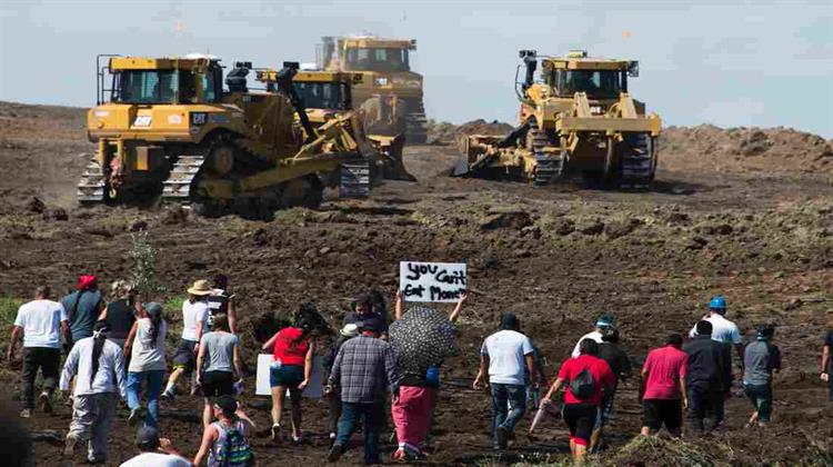 ΗΠΑ: Ένταση σε Διαδήλωση Κατά του Αγωγού Dakota Access