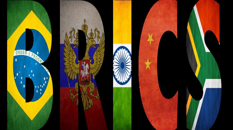 Πρόεδρος Σι: Η Συνεργασία των BRICS Εισέρχεται σε Μία Νέα «Χρυσή Δεκαετία»
