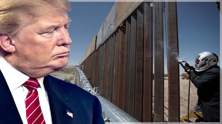 Με ...Φωτοβολταϊκά Σχεδιάζει ο Τραμπ να Μειώσει το Κόστος για το Τείχος στα Σύνορα με το Μεξικό