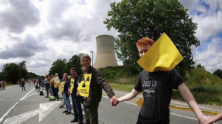 Βέλγιο: Ανθρώπινη Αλυσίδα με Αίτημα το Κλείσιμο των Πυρηνικών Σταθμών