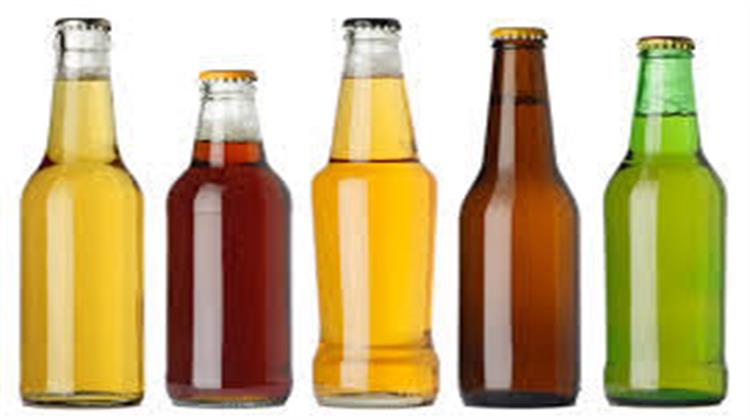 Οι Δασμοί στο Αλουμίνιο Βάζουν Ξανά τη Μπύρα σε Μπουκάλι