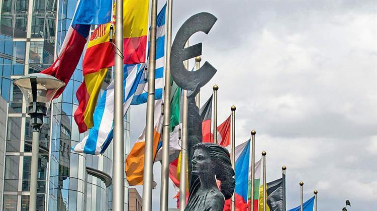 ESM: Η Ελλάδα Βαίνει να Γίνει το Πέμπτο «Success Story» της Ευρωζώνης