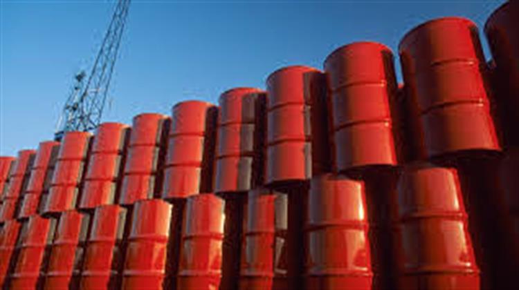 US Crude Oil Production Falls Fifth Time in 33 Weeks