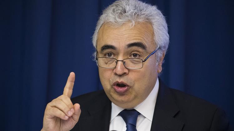 IEA: Κάλεσμα στους Πετρελαιοπαραγωγούς να Αμβλύνουν τις Ανησυχίες για την Προσφορά Πετρελαίου