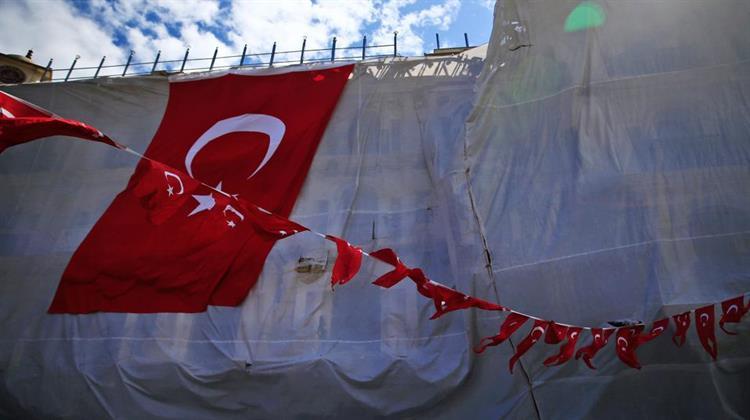 Turkey’s Recession Deepens Ahead of Local Elections