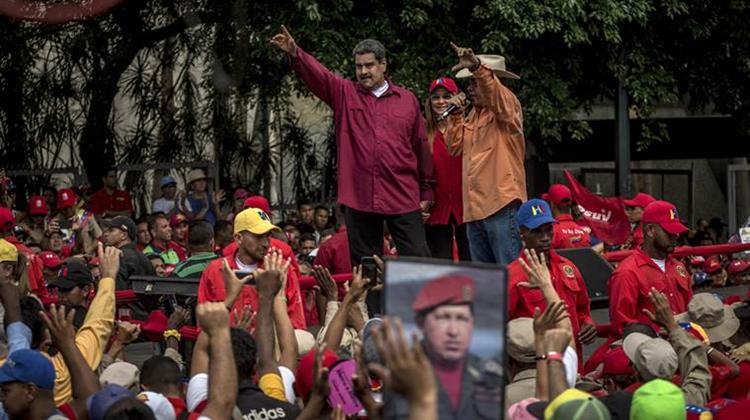 Βενεζουέλα: Στα Πρόθυρα Εμφυλίου - Η Ειρωνεία Πεθαίνει Κάθε Μέρα Πάνω στα Κοιτάσματα Πετρελαίου της Βενεζουέλας