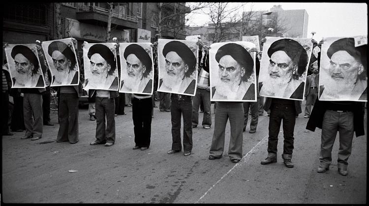 Η Eπανάσταση στο Ιράν και τα Mεγάλα Λάθη των Eχθρών του