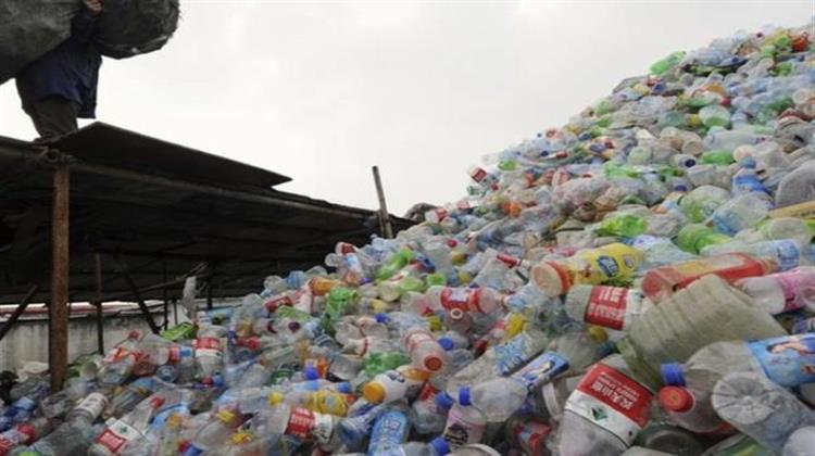 Χάος στην Παγκόσμια Βιομηχανία Ανακύκλωσης Εξαιτίας της ‘Πράσινης’ Στροφής της Κίνας
