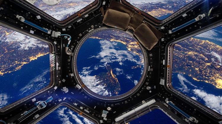 Μια Βόλτα στο Διάστημα με Μόλις 35 χιλ. Δολάρια την...Αστρική Βραδυά (video)