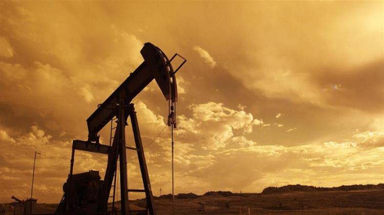 IEA: Σε Υπερπροσφορά η Παγκόσμια Πετρελαϊκή Αγορά το 2020