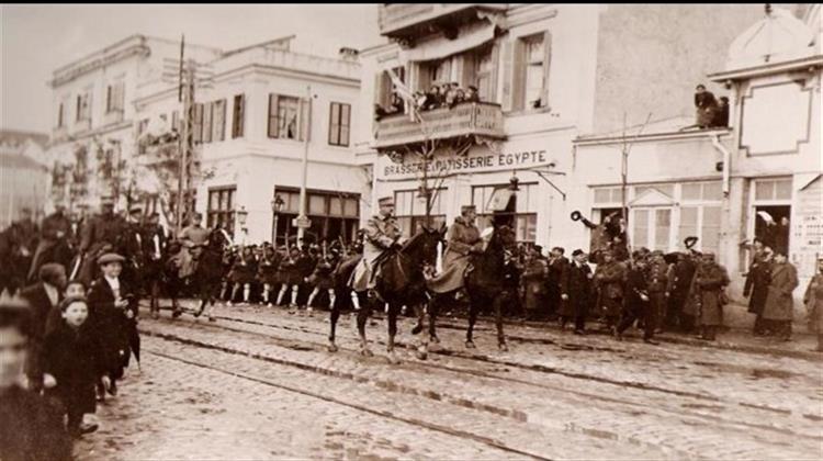 Η Είσοδος του Απελευθερωτή Ελληνικού Στρατού στην Θεσσαλονίκη Σύμφωνα με την Περιγραφή του Δημοσιογράφου τον TIMES Κρόφορντ Πράις (27 Οκτωβρίου 1912)
