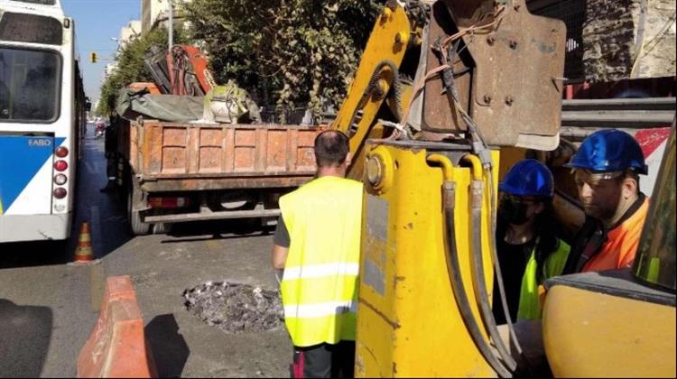 Θεσσαλονίκη: Καθίζηση στην Εγνατία - Δεν Επηρεάζει τις Εργασίες του Μετρό