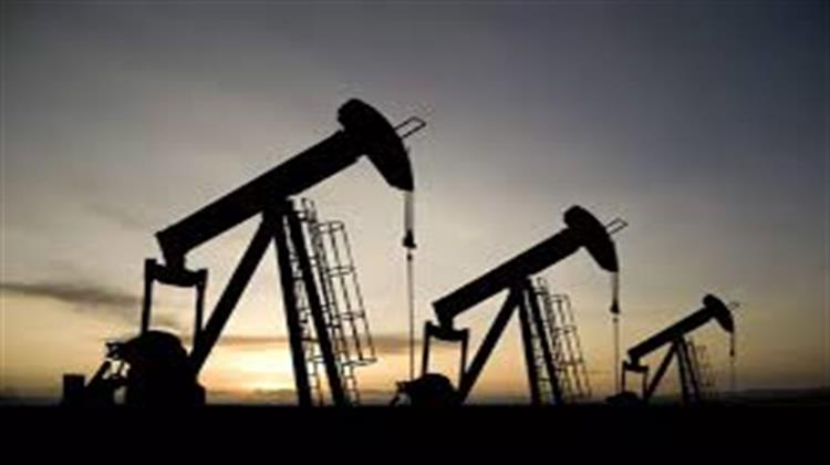 Γεωπολιτικοί Κίνδυνοι Συντηρούν τις Τιμές Πετρελαίου σε Υψηλά Επίπεδα Παρά την Ισχυροποίηση του Δολαρίου