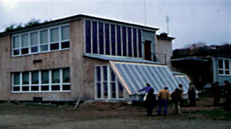 Ποιος θα Πληρώσει την Ενεργειακή Αναβάθμιση Σπιτιών και Καταστημάτων;