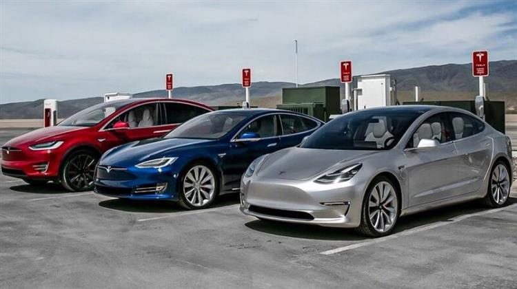 Tο «Mυστικό» για το Ρεκόρ Πωλήσεων της Tesla