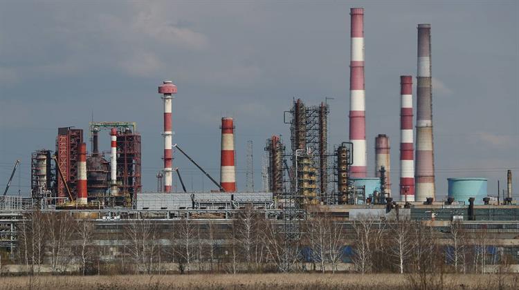 Ο Πόλεμος Αναβάλλει τα «Πράσινα» Σχέδια των Ρωσικών Βιομηχανιών