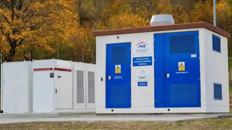Πολωνία: Αδειες στην PGE Group για Σύστημα Μπαταριών Αποθήκευσης Ενέργειας 200 MW