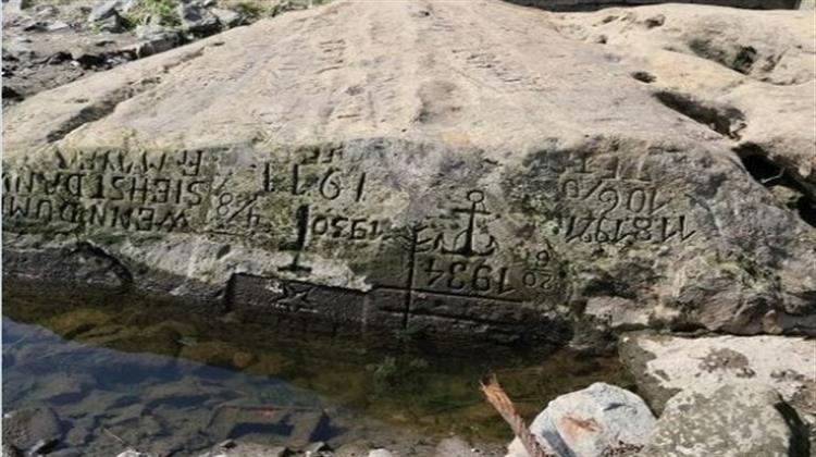 «Αν με Δείτε, Κλάψτε»: Η Ξηρασία Αποκάλυψε «Πέτρα Πείνας» του 1616 στον Ποταμό Έλβα