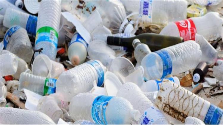 Πλαστικά: Οι Περιβαλλοντικοί Κίνδυνοι και το Στοίχημα της Ανακύκλωσης