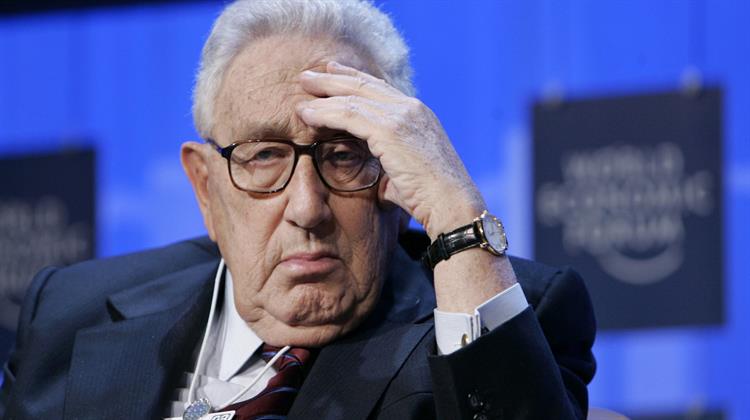 Χένρι Κίσινγκερ για τον Πόλεμο στην Ουκρανία: Ώρα να Επιτευχθεί Ειρήνη Μέσω Διαπραγμάτευσης