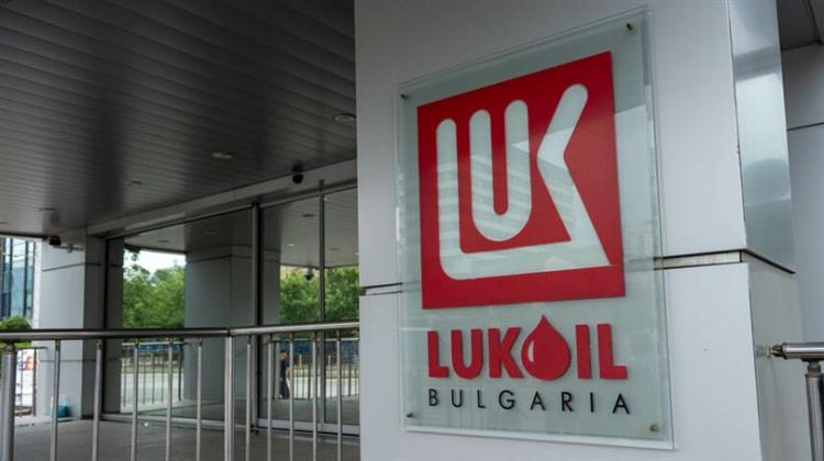 Investigation: Ukraine Buys Huge Amounts of Russian Fuels from Bulgaria
