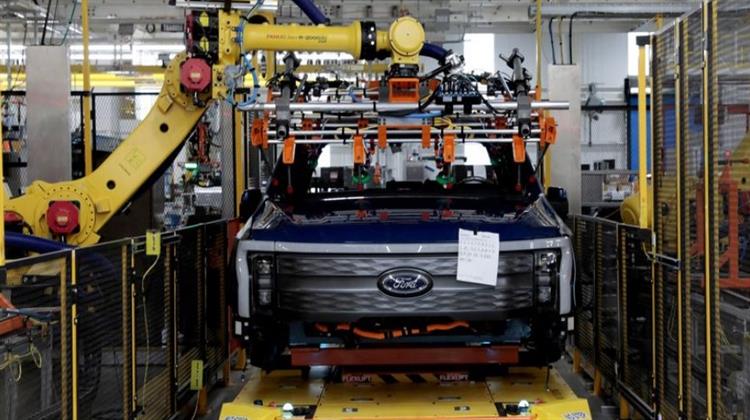 ΗΠΑ: Εργοστάσιο Mπαταριών της Ford που Bασίζεται σε Tεχνολογίες της Κίνας στο Στόχαστρο του Γερουσιαστή Μάρκο Ρούμπιο