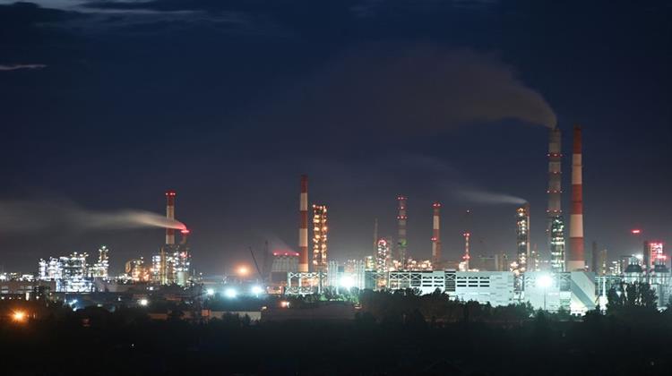 Ρωσία: Πτώση Σχεδόν 40% στην Τιμή του Urals στο Α΄ Τετράμηνο του 2023 σε Σχέση με Πέρυσι