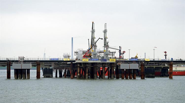 Φυσικό Αέριο: Η Ευρώπη Κινδυνεύει να Βρεθεί με Υπερπληθώρα Τερματικών Σταθμών LNG