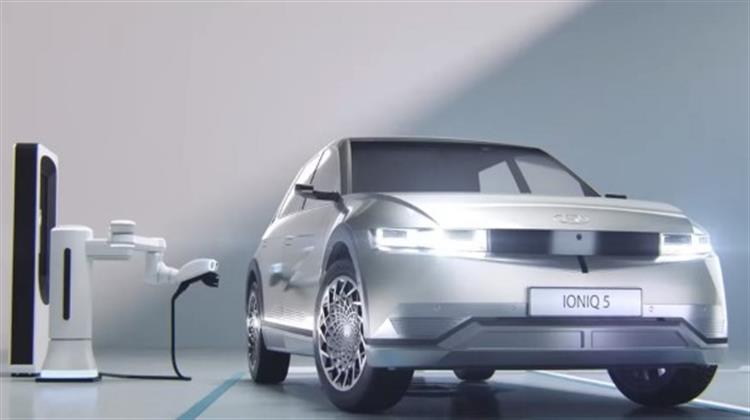 H Hyundai κατασκεύασε ρομπότ για αυτόματη φόρτιση ηλεκτρικών οχημάτων
