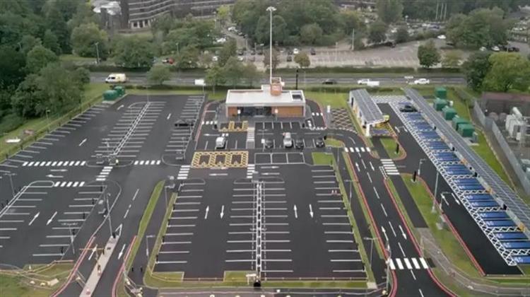 H BP Άνοιξε τον Μεγαλύτερο Σταθμό Φόρτισης EVs στο Ην. Βασίλειο με180 Θέσεις