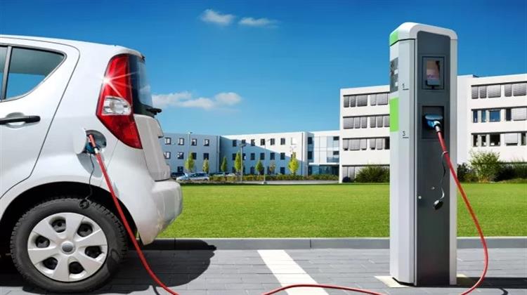 Ηλεκτροκίνηση: Leasing Από 100 Ευρώ Προτείνει ο Μακρόν