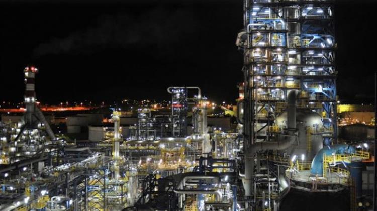 H Helleniq Energy Παρακολουθεί Στενά τις Εξελίξεις με τη Lukoil στη Βουλγαρία