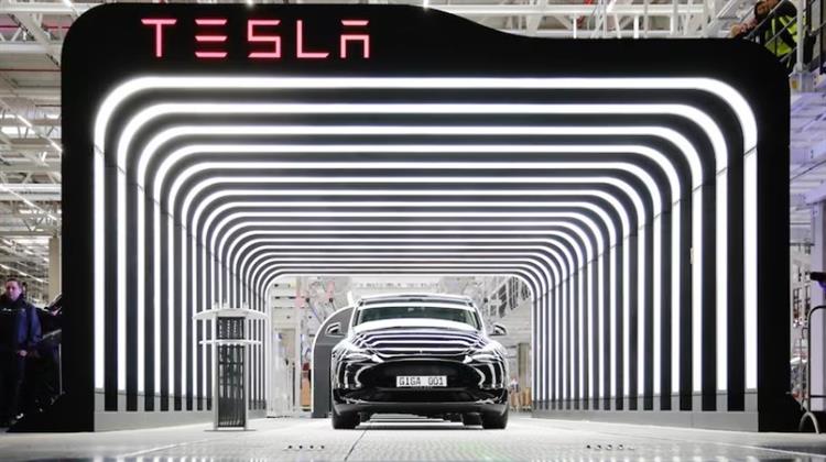 Τesla: Κλείνει το Gigafactory στη Γερμανία Λόγω των Επιθέσεων σε Πλοία στην Ερυθρά Θάλασσα