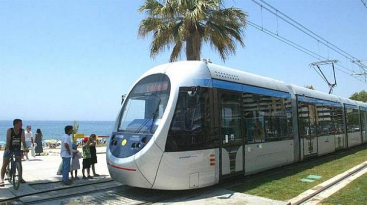 Χωρίς Τραμ Μέχρι το Καλοκαίρι η Γλυφάδα - Την Κατάργηση της Διέλευσης Ζητά ο Δήμαρχος