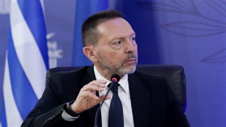 Στουρνάρας: Η ΕΚΤ Πρέπει να Μειώσει Τέσσερεις Φορές τα Επιτόκια Εντός του 2024