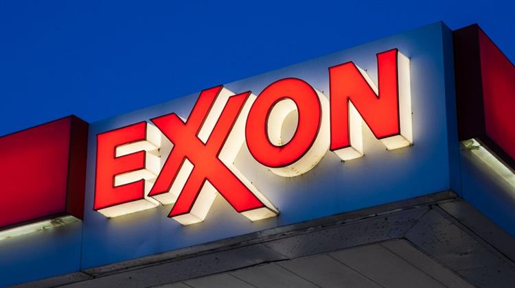 Exxon: «Όχι» στη Μείωση της Παραγωγής Πλαστικών