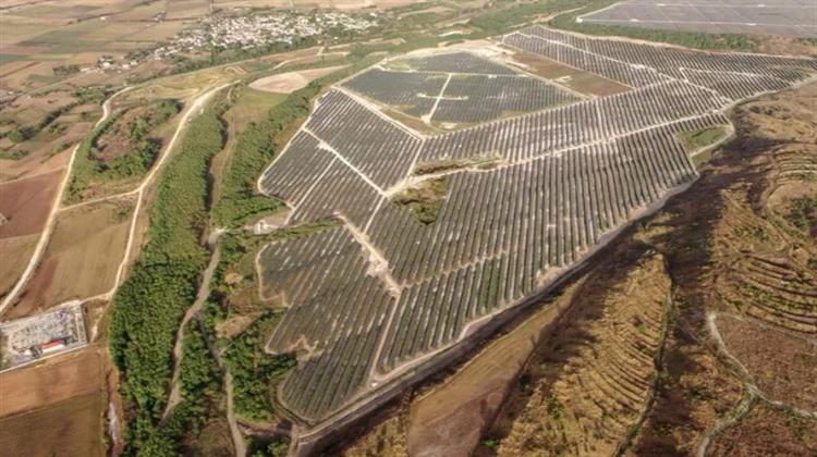 Σύμβαση 42,9 Εκατ. Ευρώ με τη ΔΕΗ Ανανεώσιμες Υπέγραψε ο Όμιλος AVAX για Φ/Β Σταθμό 125MW στη Μεγαλόπολη