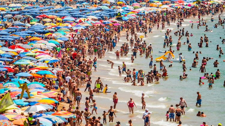 Ισπανία: Πώς Αντιμετωπίζει την Ξηρασία ο Τουριστικός Κλάδος;