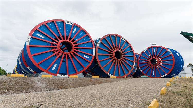 Η Αλγερία  Έτοιμη να Εξάγει Ηλεκτρική Ενέργεια στην Ευρώπη Μέσω Ιταλίας