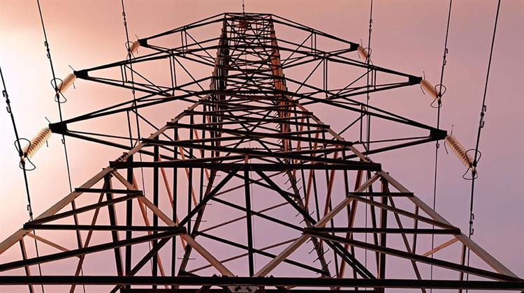 Ηλεκτρικό Ρεύμα: Παγώνουν οι Ιδιώτες Πάροχοι τις Αυξήσεις στις Τιμές με το Βλέμμα στο Φόρο