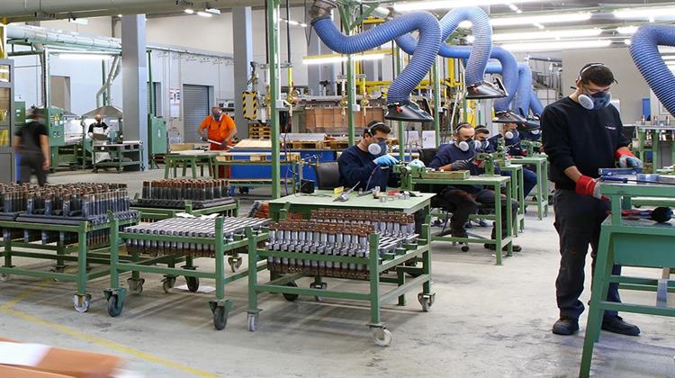 Σε Ανοδική Πορεία Παρέμεινε ο Ελληνικός Τομέας Μεταποίησης και τον Αύγουστο