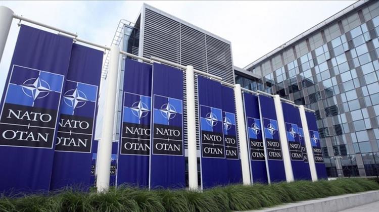 ΝΑΤΟ - Αττάλεια: Με τη Σκέψη στον Τραμπ, οι ΥΠΕΞ της Συμμαχίας Συζητούν την Αύξηση των Αμυντικών Δαπανών