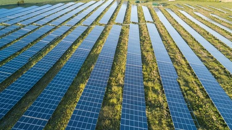 Ην. Βασίλειο: Η TotalEnergies Παρουσίασε το Σχέδιο για Ηλιακό Πάρκο στο Castle Hills